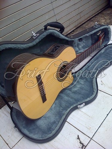 Gitar Klasik Olimpia original  Agatis Music Store